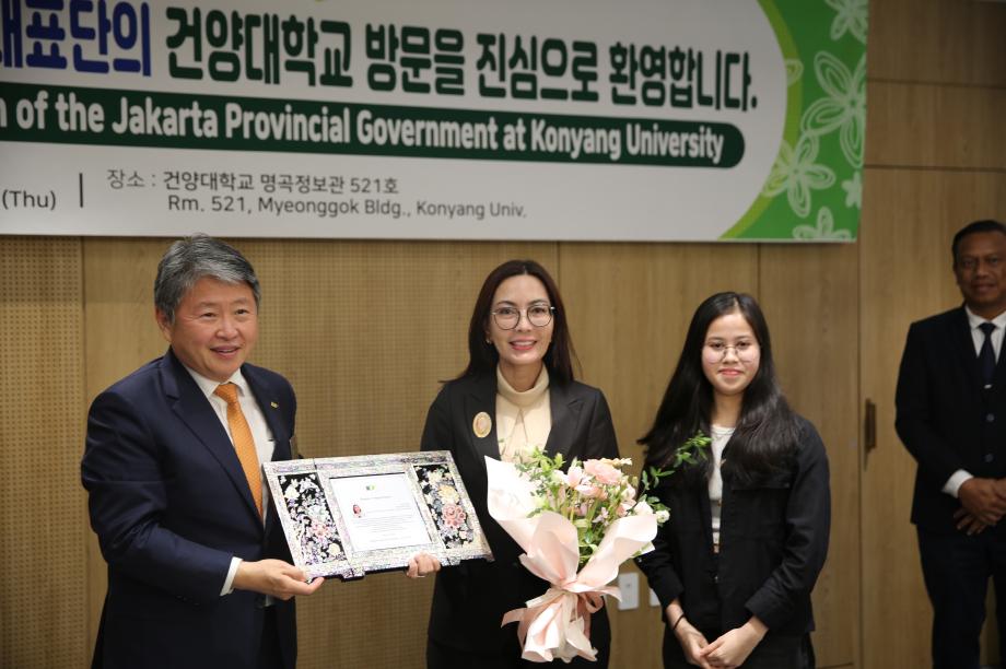 썸네일 사진