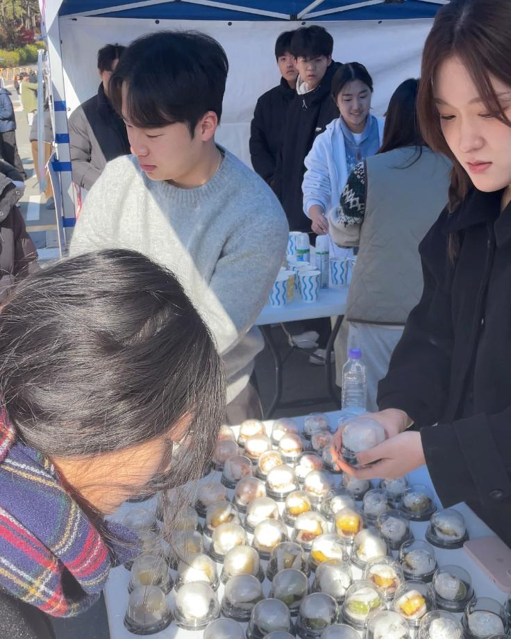 썸네일 사진